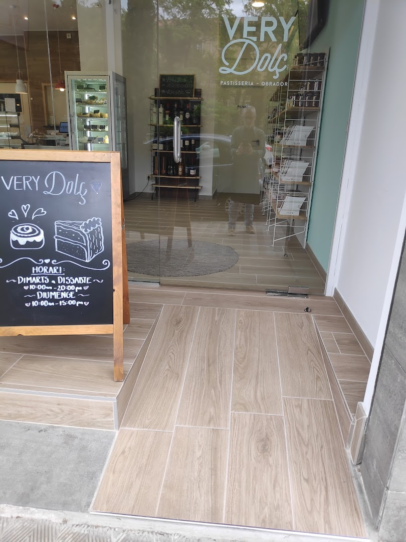 Pastisseria - Cafè - Obrador VERY Dolç Figueres · Fotos 3